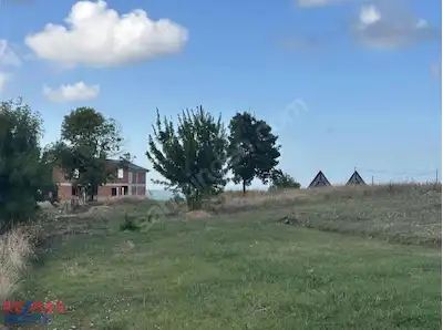 DEREKÖY TAŞKELİK TE KISMI DENİZ MANZARALI KREDİYE UYGUN SATILIK ARSA