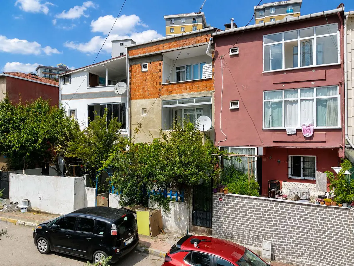 SÜLÜNTEPE PARK KARŞISI | DENİZ MANZARALI 3 KATLI MÜSTAKİL
