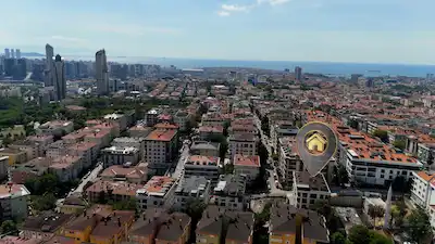 İÇİ ÖZEL MİMAR TARAFINDAN YAPILMIŞ METROBÜSE YAKIN DUBLEX DAİRE