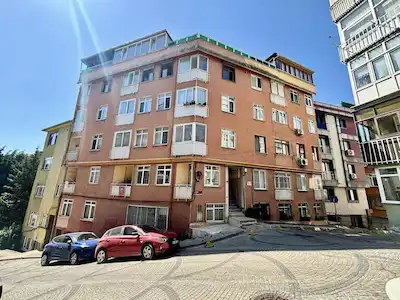 ÜSKÜDAR SULTANTEPEDE AYDINLIK KÖŞE PARSEL 2+1 SATILIK DAİRE