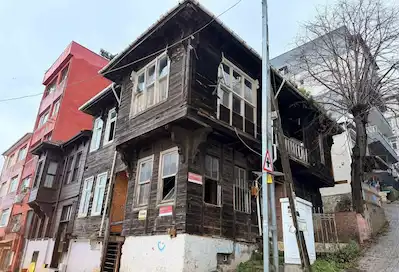REMAX ANI 'DAN PAŞABAHÇE 'DE BOĞAZ MANZARALI PROJESİ ONAYLI PRESTİJLİ SATILIK KÖŞK