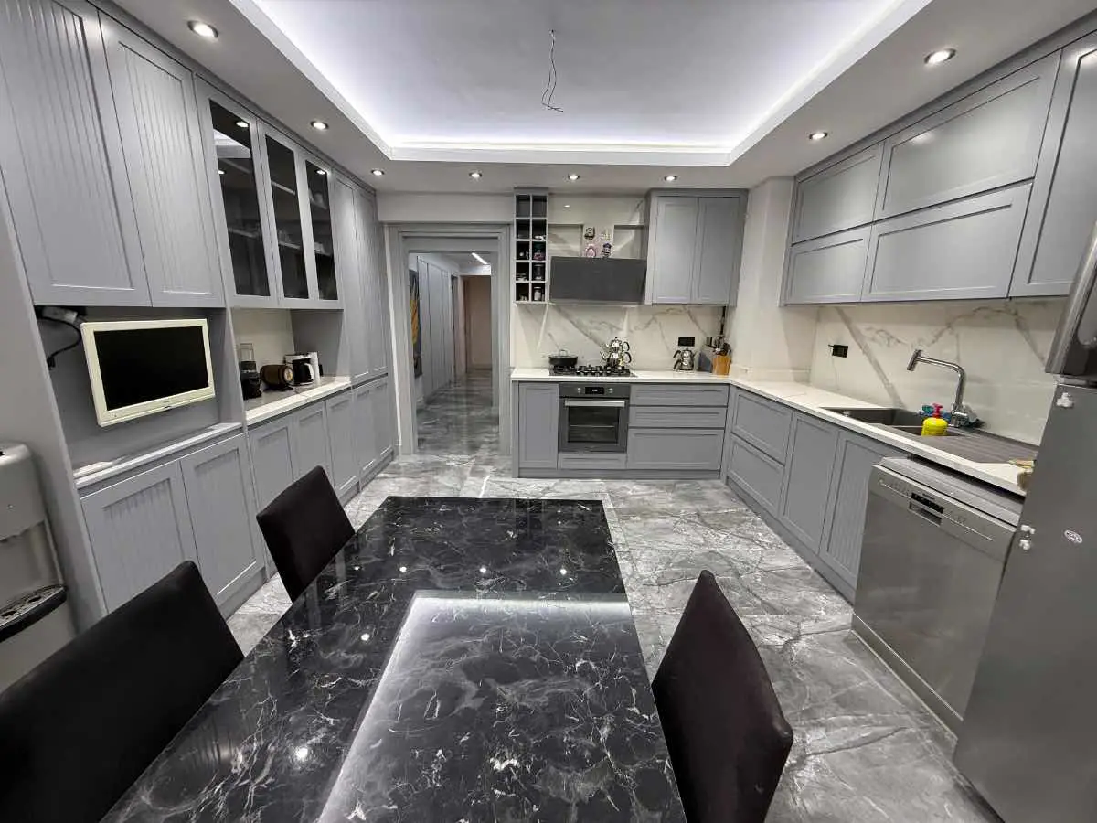 REMAX MODEL DEN YENİŞAFAK DA FİRUZE KONUTLARINDA 3+1 SATILIK DAIRE