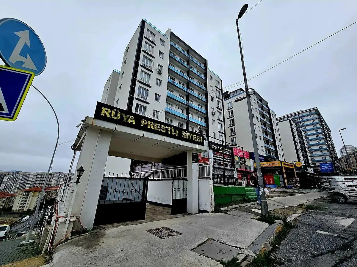 RÜYA PRESTİJ SİTESİNDE EŞYALI AVANTAJLI KİRALIK 1+1 DAİRE