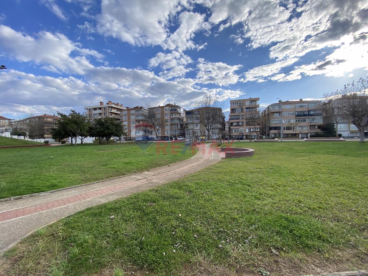 YALOVA MERKEZ BAHÇELİEVLER MAH. ARAKAT 1+1 2.KAT SATILIK DAİRE