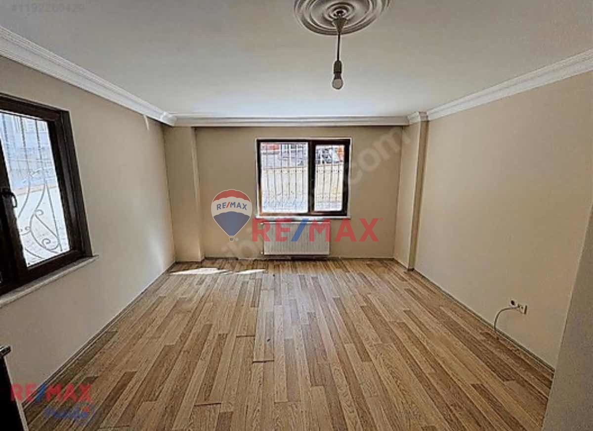 MALTEPE FINDIKLIDA TEMİZ YENİ 1+1 KİRALIK DAİRE