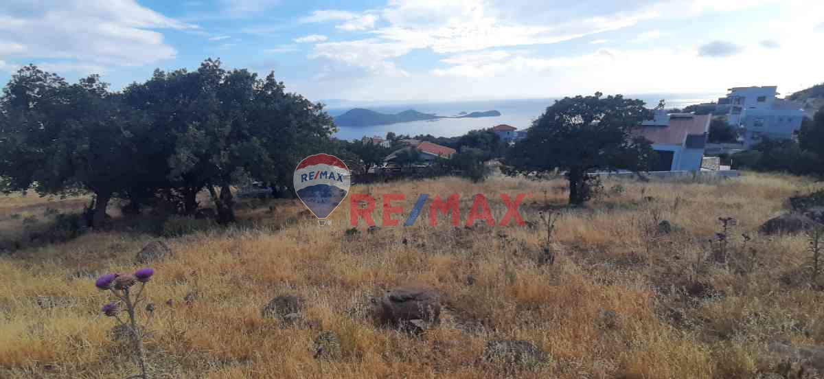 DİKİLİ ÇANDARLI BİMEYKO'DA İMARLI DENİZ MANZARALI SATILIK ARSA