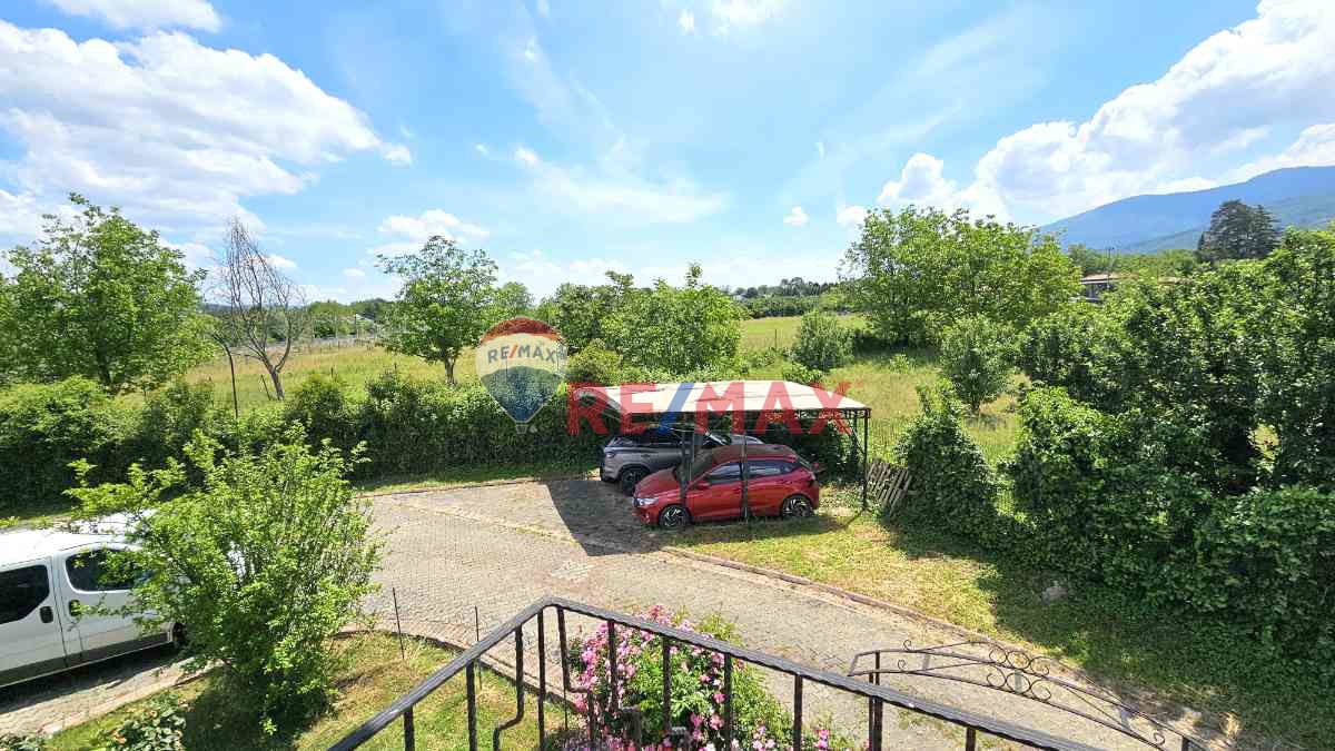 MAŞUKIYEDE SATILIK VILLA