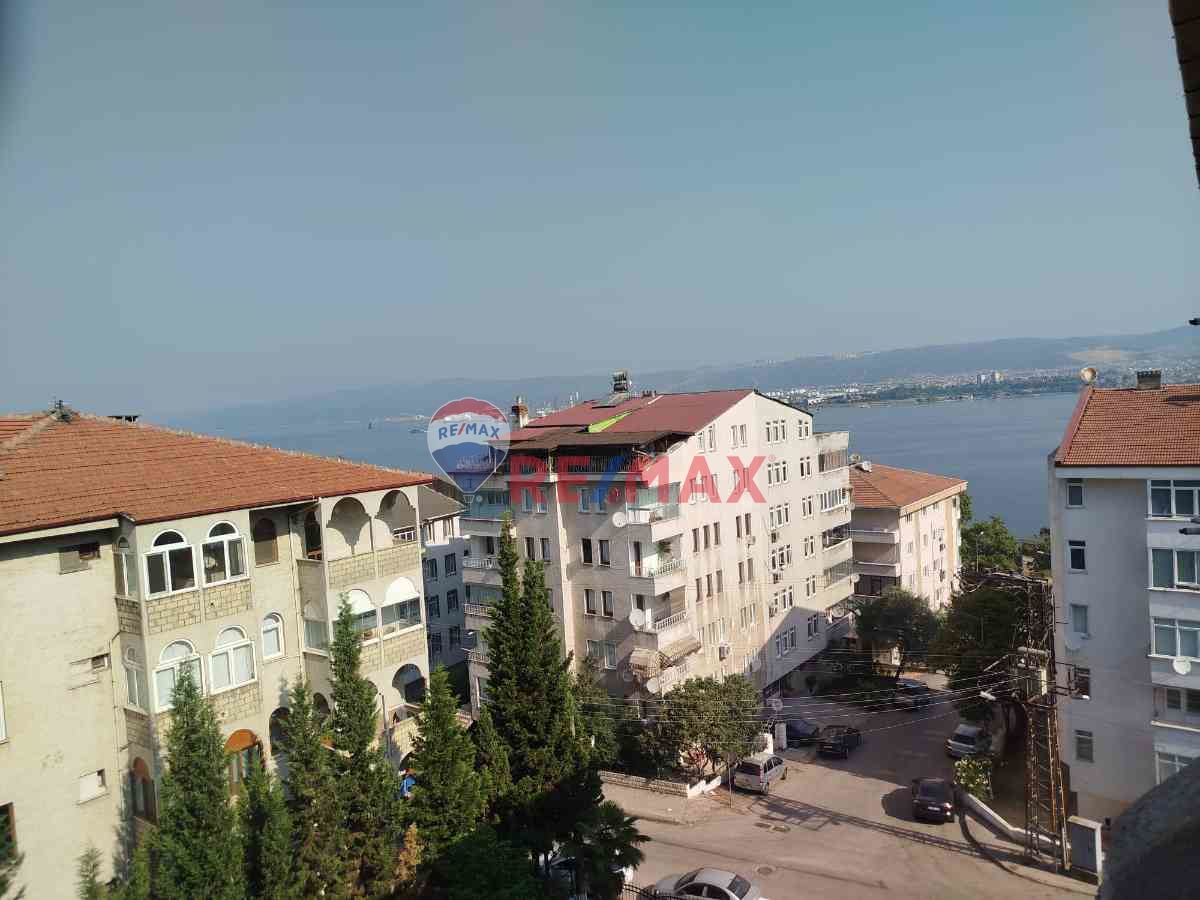 DEĞİRMENDERE HASDAYI SİTESİNDE EŞYALI KİRALIK 3+1 DAİRE