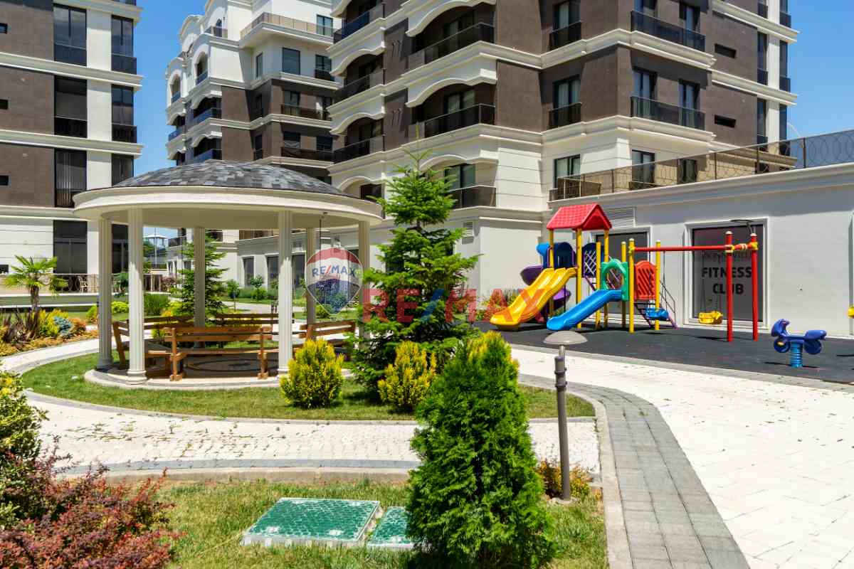 ODUNLUK BONNEVİLLE MİHRAPLI'DA SATILIK 4+1 DAİRE