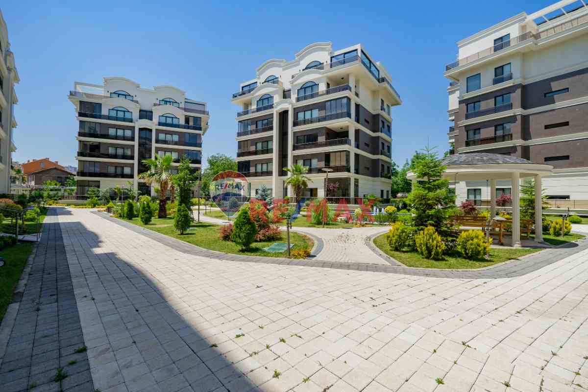 ODUNLUK BONNEVİLLE MİHRAPLI'DA SATILIK 4+1 DAİRE