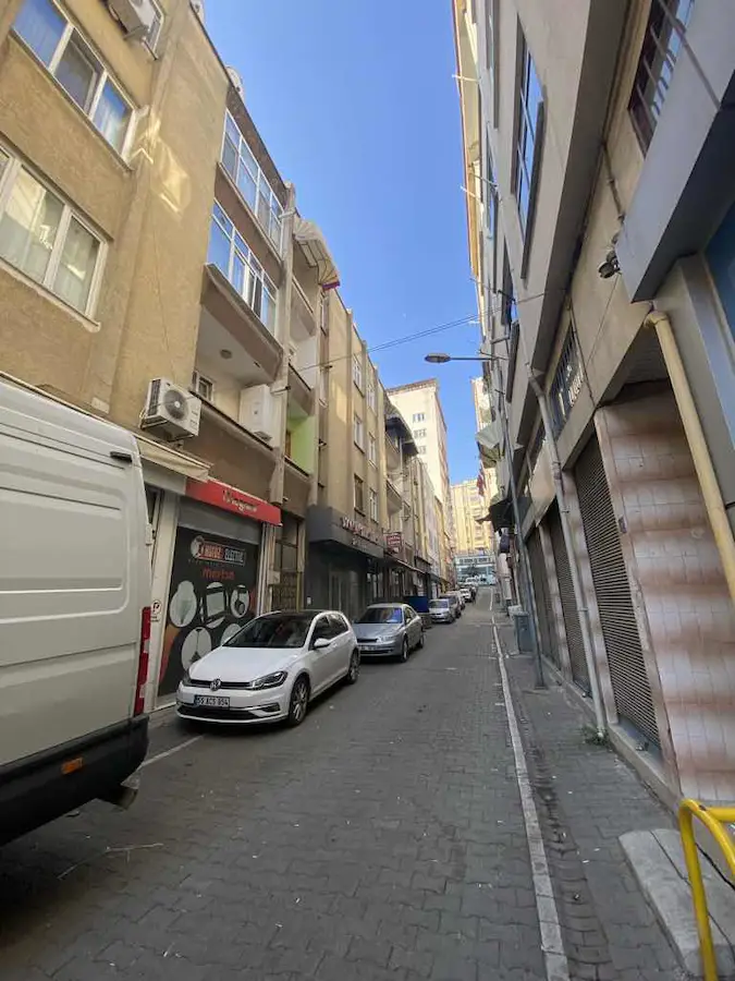 RE/MAX KUZEY’DEN HANÇERLİ MAHALLESİNDE SATILIK 3+1 DAİRE