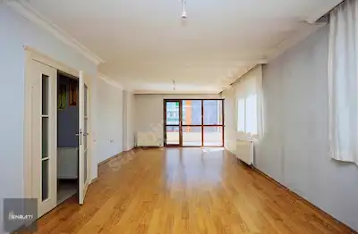 HÜSEYIN GAZI MERKEZ'DE OTURUMA HAZIR DUBLEX DAIRE / ENBATI AŞ