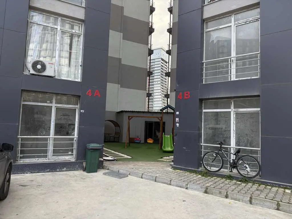 HAYAT PARK EVLERİ 4'TE ARAKAT YENİ BİNA 7. KATTA TEMİZ FERAH SATILIK 2+1 DAİRE