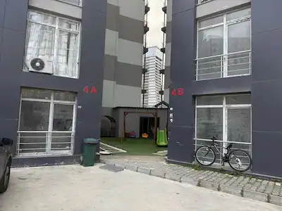 HAYAT PARK EVLERİ 4'TE ARAKAT YENİ BİNA 7. KATTA TEMİZ FERAH SATILIK 2+1 DAİRE