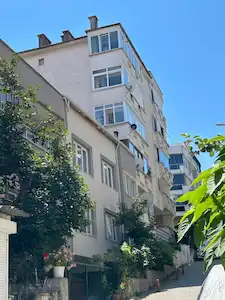 RE/MAX ŞEHİR'DEN ÇINARCIK'DA SATILIK MASRAFSIZ DAİRE