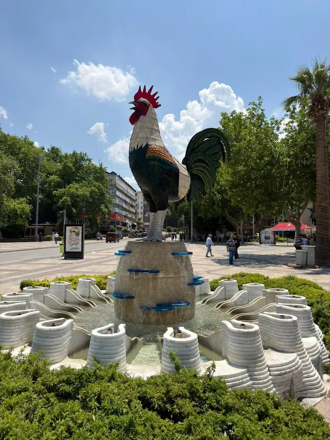 ÇINAR MEYDANI'NDA KİRALIK DÜKKAN | 50 M² | HER İŞ KOLUNA UYGUN