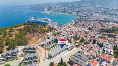 KUŞADASI’NDA SIFIR, GÜNEY CEPHELİ 307 M² NET BAHÇE KATI OFİS | YERDEN ISITMALI
