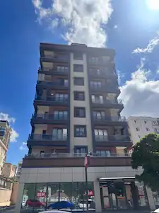 CEMAL UMAR'DA MALTEPE ZÜMRÜTEVLER ARAKAT SATILIK 3+1 DAİRE