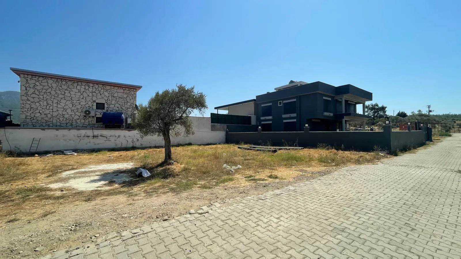 Property image 8