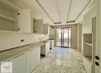 REMAX ÖZGÜR İBRAHİM GÜNEŞ'TEN ABDULHAMİTHAN'DA SATILIK 3,5+1