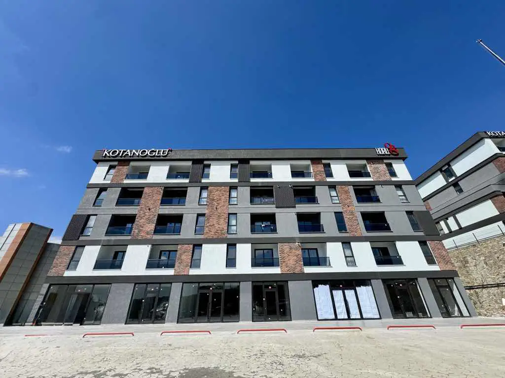 REMAX SOFT'TAN KORU98’DE  1+1 EŞYALI MODERN DAİRE