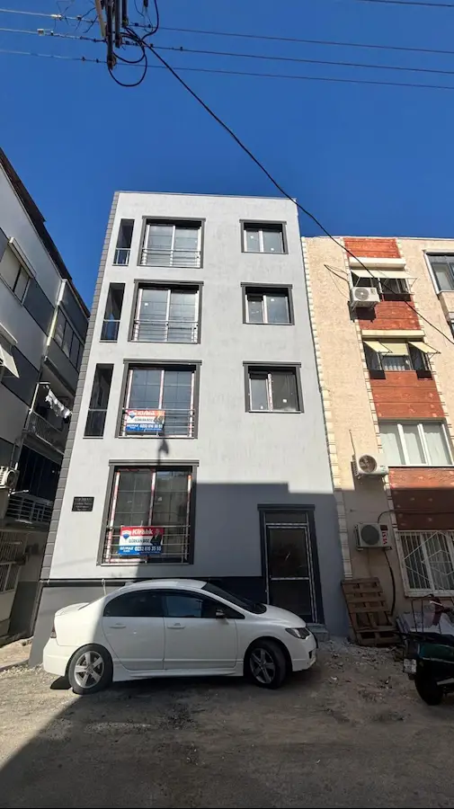 İZMİR ALİAĞA MERKEZDESIFIR, GİRİŞ KAT 37 M² NET KİRALIK OFİS