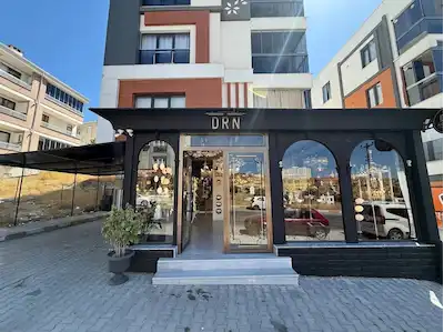 RE/MAX İNCİ'DEN ERTUĞRULGAZİ CADDESİNDE DEVREN KİRALIK BAYİLİK SİSTEMLİ DÜKKAN