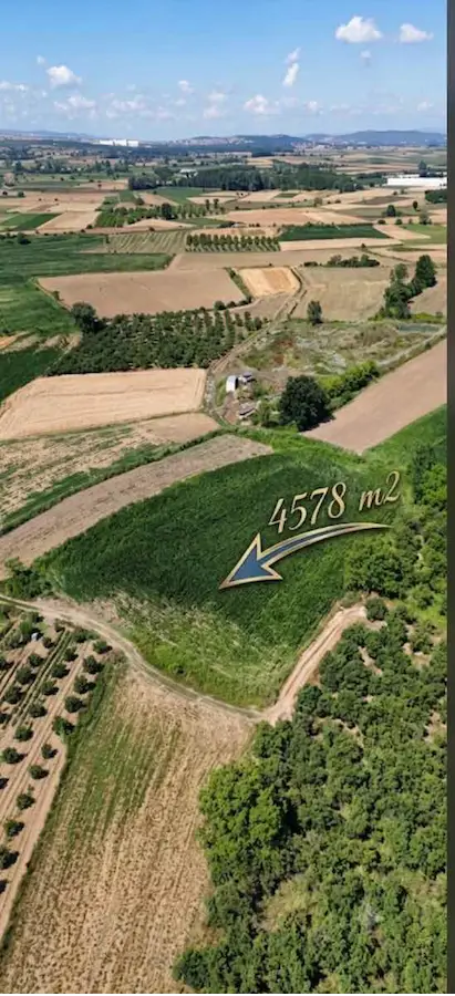 REMAX SOFT'TAN SERDİVAN UZUNKÖY DE 4578 M2 SATILIK TARLA