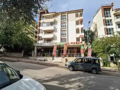 RE/MAX DEĞİŞİM'DEN CUMHURİYET MAHALLESİ'NDE 4+1 LÜKS 190 M² SATLIK DAİRE