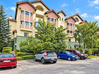 EMRE KOÇ REMAX - ANGORA EVLERI SATILIK 5+1 DUBLEKS DAIRE