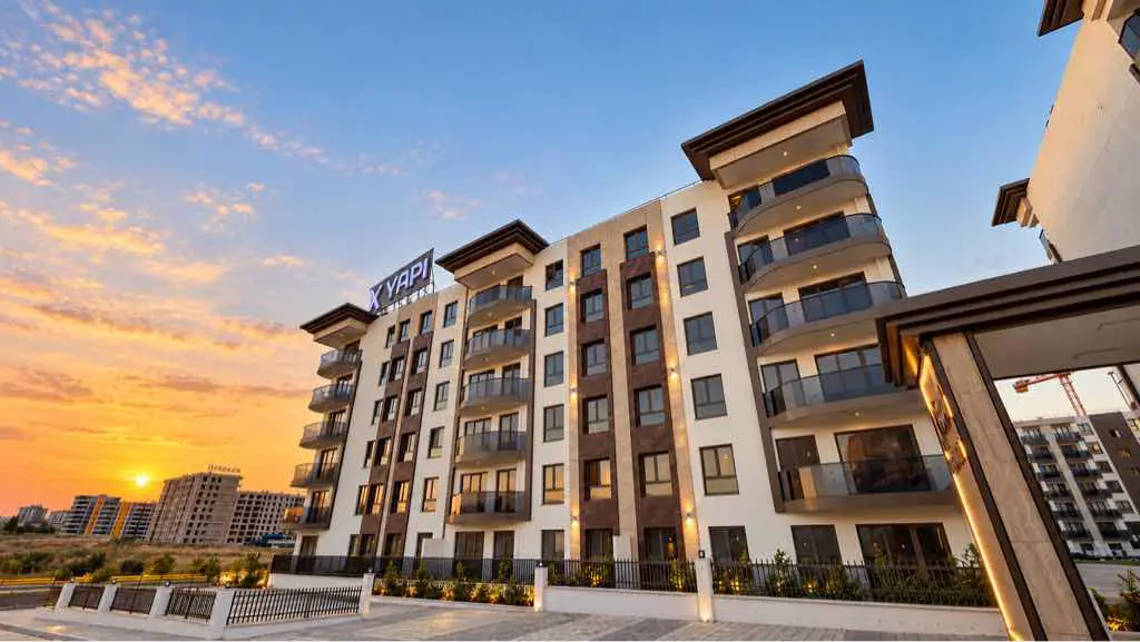 SİNCAN SARAYCIKDA SIFIR 2+1 | 2 BANYO | BALKONLU | SİTE İÇİ | MERKEZİ ISITMA