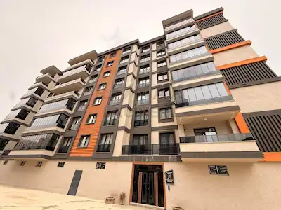 RE/MAX LACİVERT'TEN KOMBİNA'DA KİRALIK LÜKS 3+1 DAİRE 