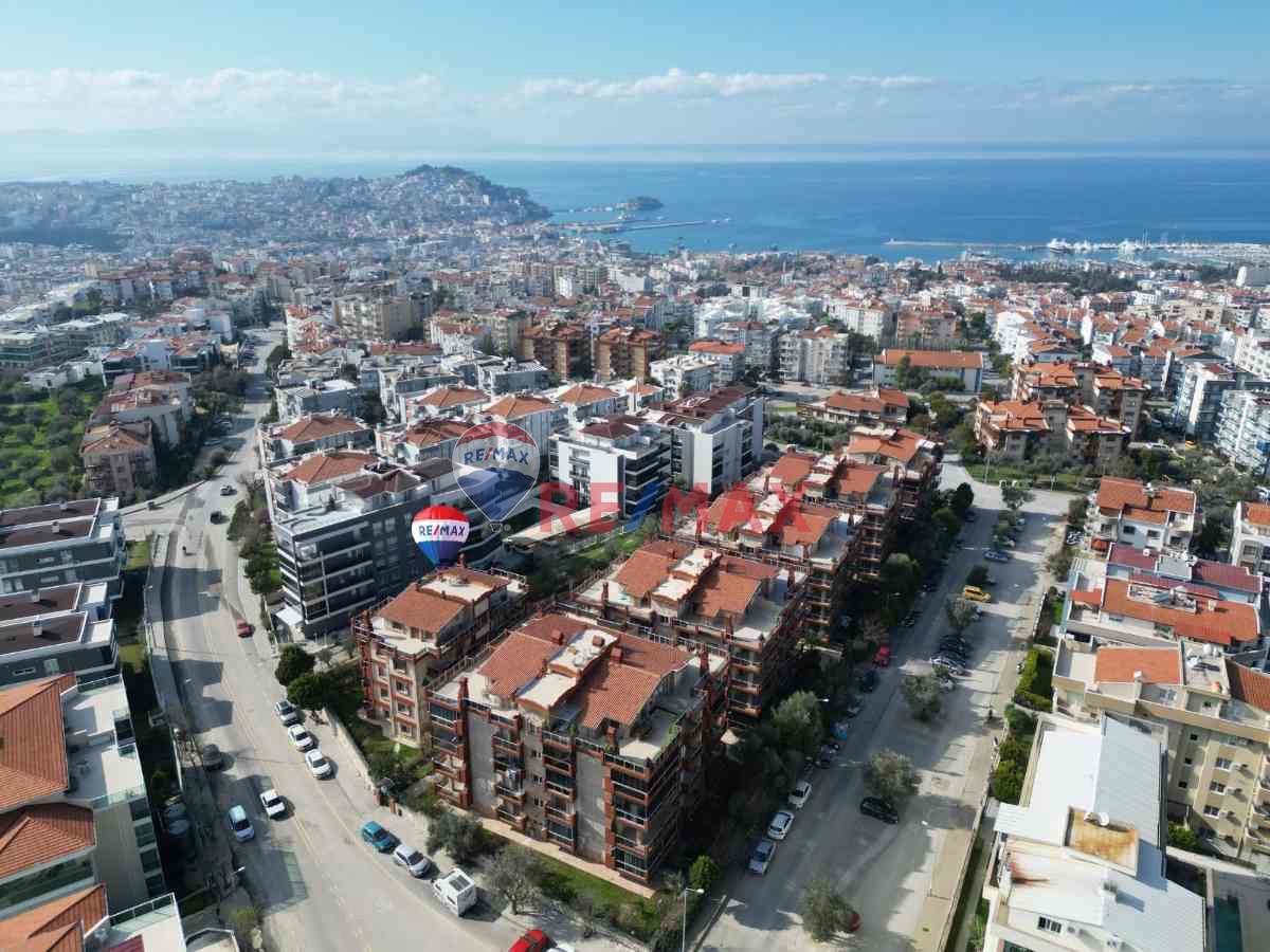 KUŞADASIN'DA EGE MAHALLESİNDE  2+1 ARA KAT SATILIK MUHTAŞEM  DAİRE