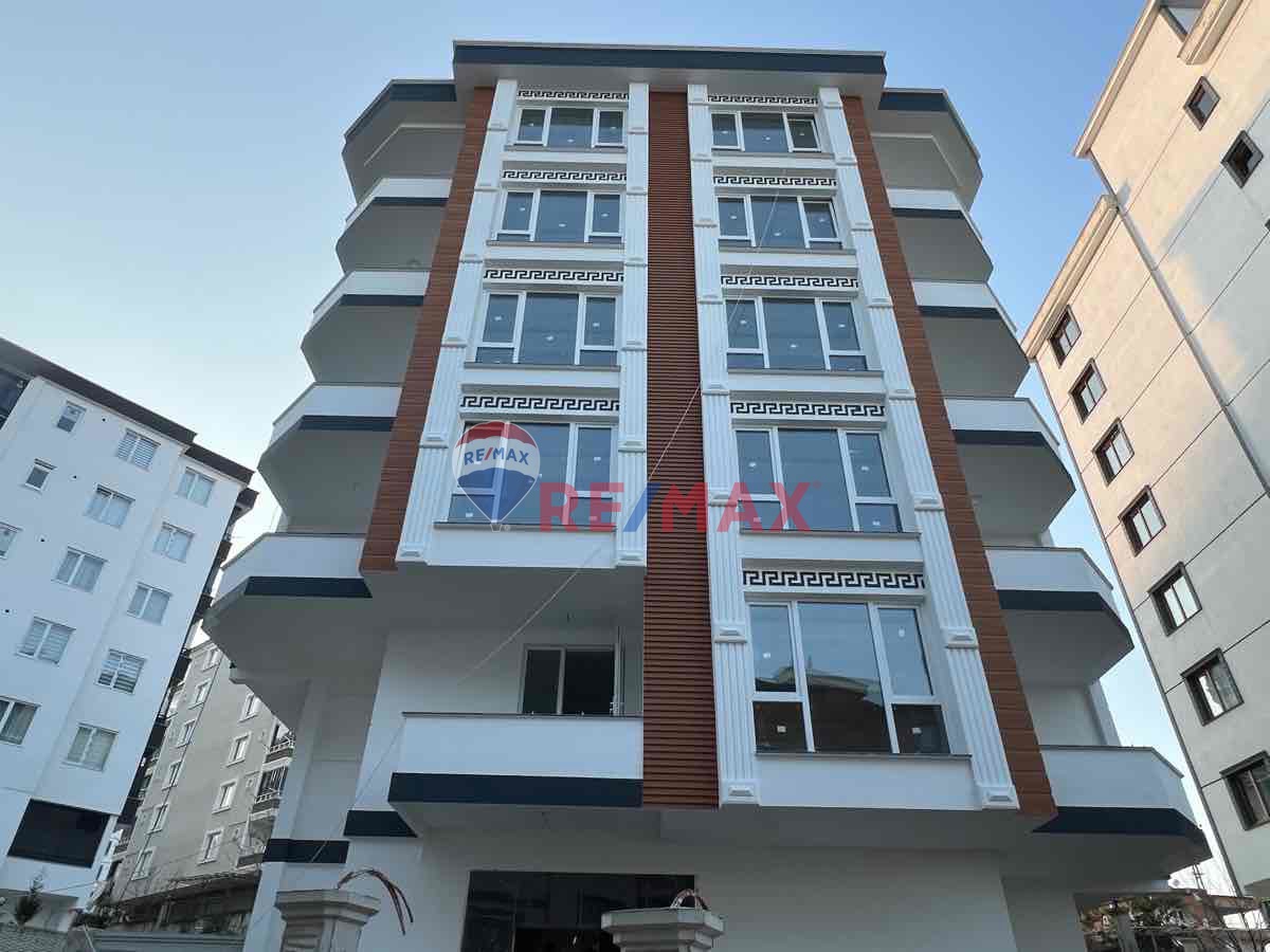 ESENEVLER EDENİZ MANZARALI 2+1 SATILIK DAİRE