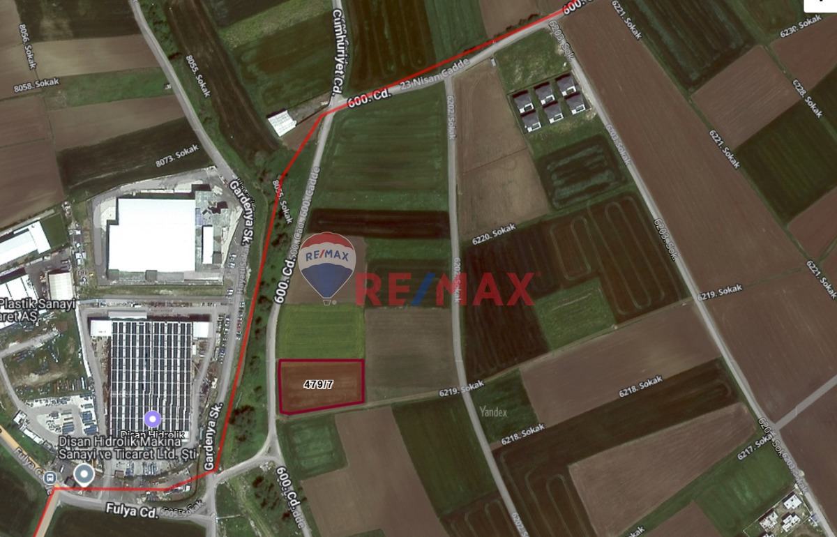 SİLİVRİ SELİMPAŞADA SATILIK VİLLA İMARLI ARSA