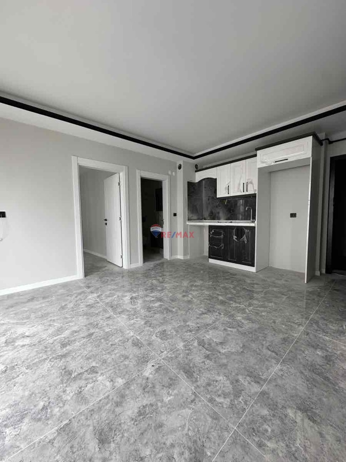 REMAX PARLA’DAN MERKEZİ KONUM’DAN SATILIK 1+1 DAİRE