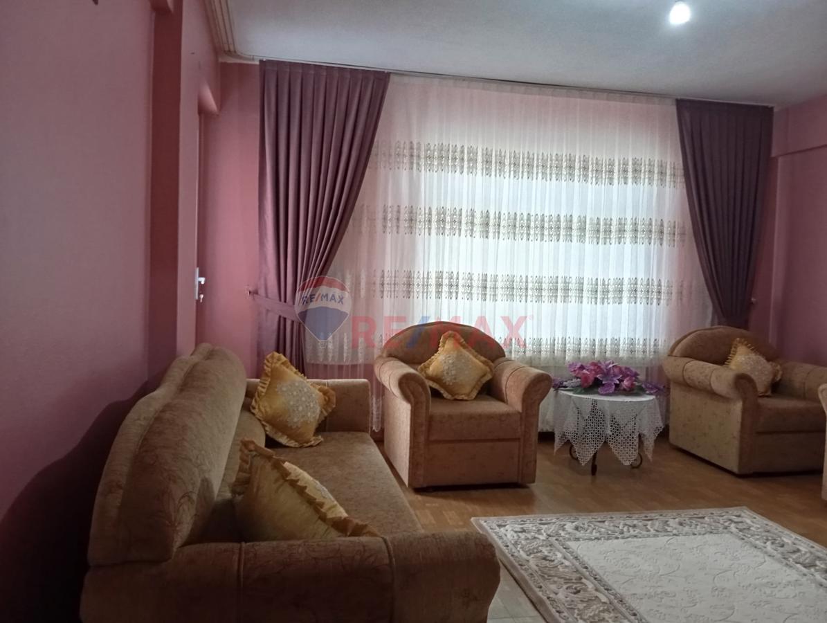 PENDİK ABDİ İPEKÇİ CAD. NE ÇOK YAKIN