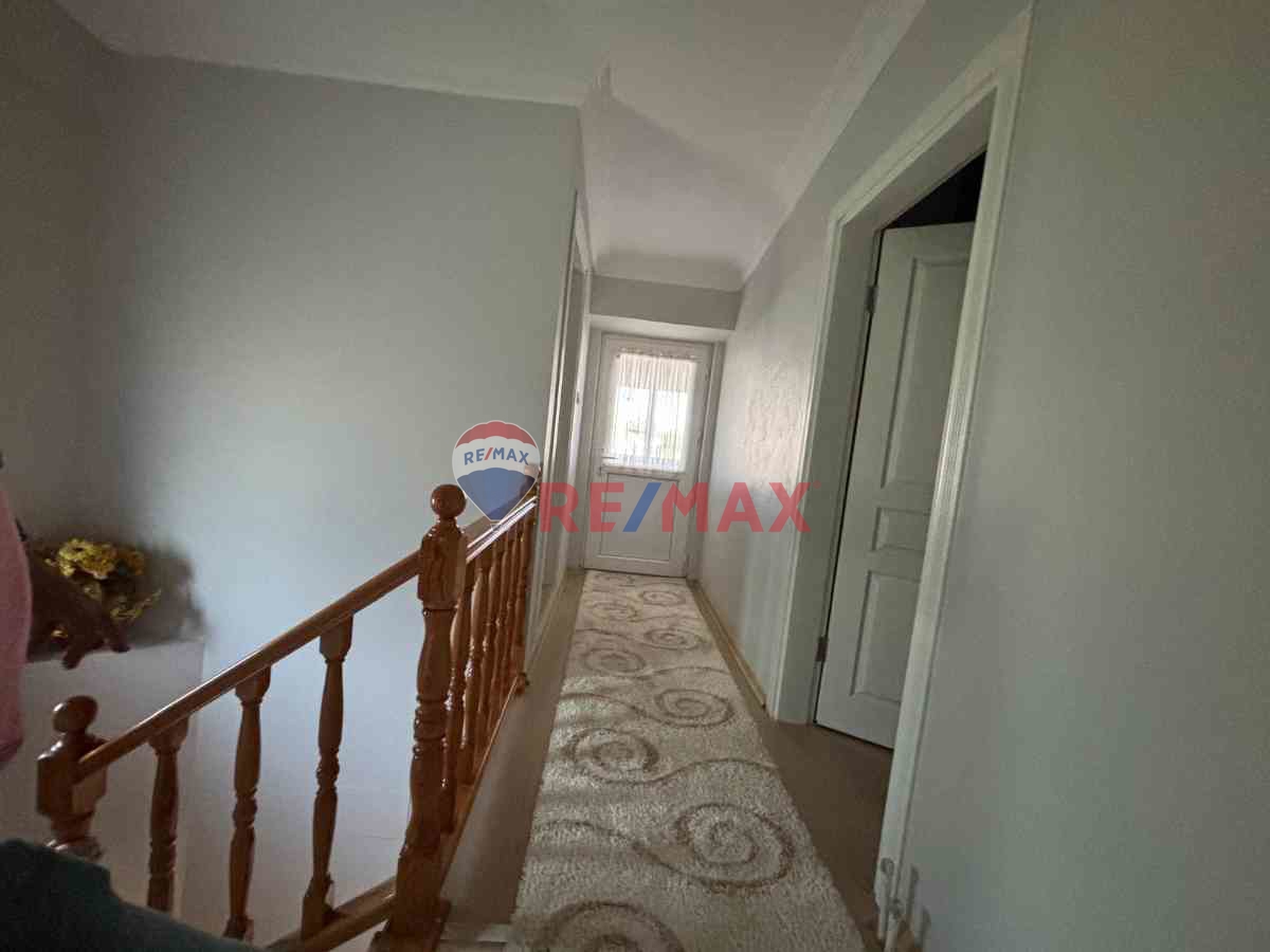 REMAX MİD'DEN EDREMİT/GÜRE MAHALLESINDE DUBLEKS VİLLA