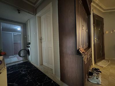 100. YIL BULVARINA CEPHE / SATILIK 3+1 DAİRE