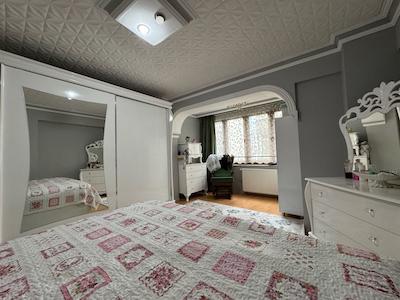 100. YIL BULVARINA CEPHE / SATILIK 3+1 DAİRE