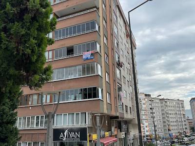 100. YIL BULVARINA CEPHE / SATILIK 3+1 DAİRE