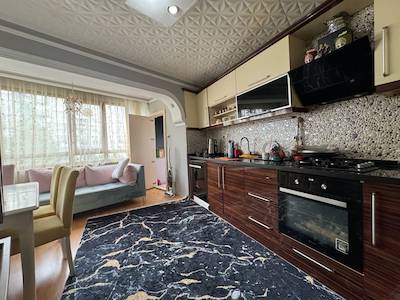 100. YIL BULVARINA CEPHE / SATILIK 3+1 DAİRE