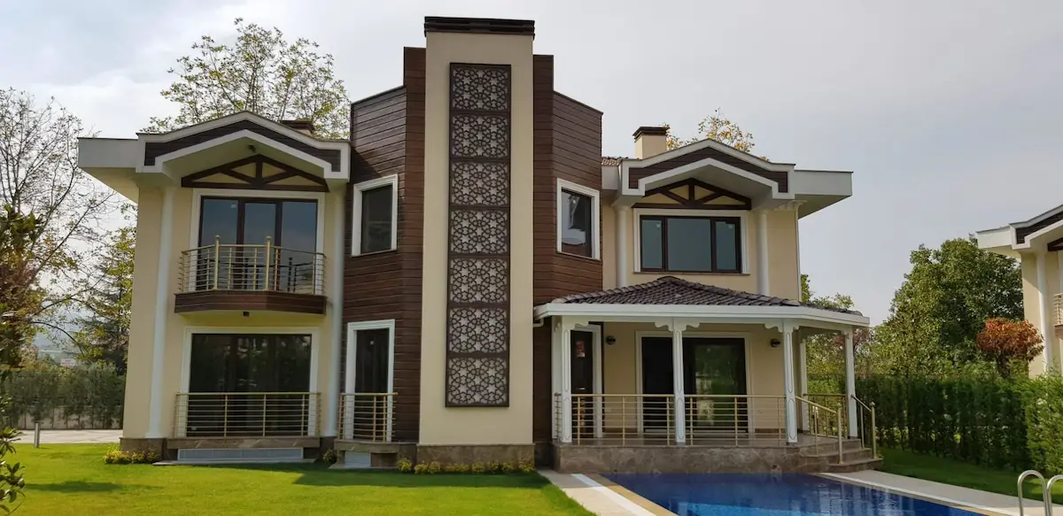 REMAX ILKNUR DOĞAN  LÜKS YAŞAMDA SATILIK VILLALAR 