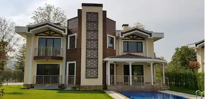 REMAX ILKNUR DOĞAN LÜKS YAŞAMDA SATILIK VILLALAR
