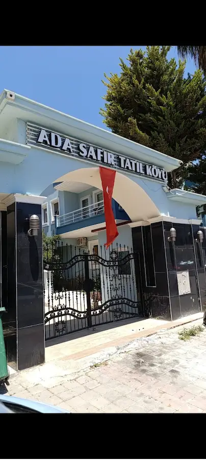 AYDIN KUŞADASI DEĞİRMENDERE MAHALLESİ ADA SAFİR TATİL KÖYÜ’NDE TAPULU SATILIK DEVRE MÜLK