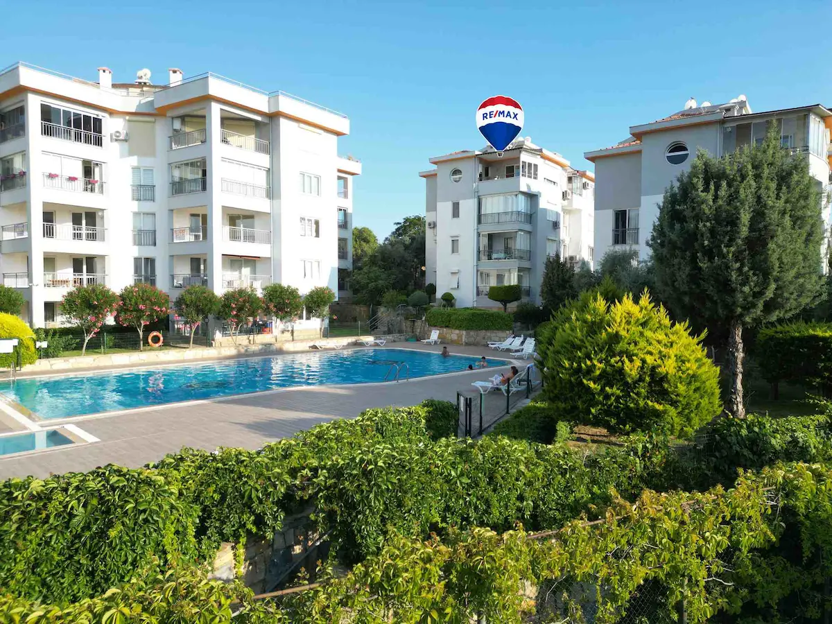 KUŞADASI MARİNA BAY VIEW SİTESİ DENİZ MANZARALI 2+1 EŞYALI DAİRE