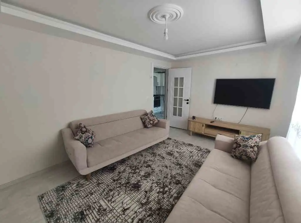 RE/MAX DEĞİŞİM'DEN YENİ MAHALLEDE SATILIK 2+1 DAİRE