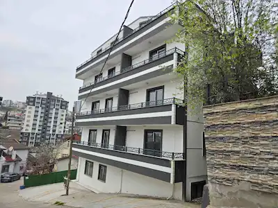 İZMİT ERENLER MAH. SATILIK 1+1 ARAKAT SIFIR DAİRE