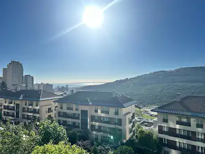 FUAYE UZMANI EZGİ'DEN-AZ KATLI 2+1 DENIZ MANZARALI-KAPALI BALKON-EMSALSIZ-TEK KIRALIK