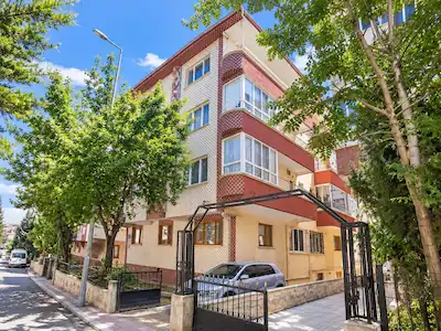ETİMESGUT SÜVARİ MAH’DE 2+1 | YÜKSEK GİRİŞ | YAPILI DAİRE